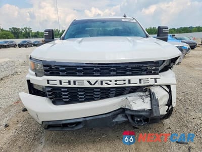 Piąte zdjęcie samochodu w środku: 2020 CHEVROLET SILVERADO K1500 CUSTOM VIN:3GCUYBEF1LG341247 - miniatura