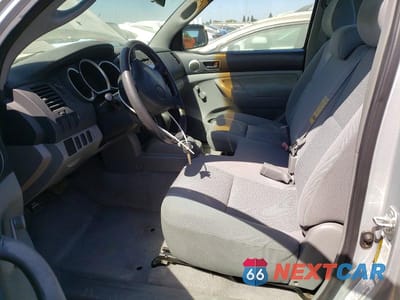 Zdjęcie 7 z 12 samochodu: 2005 TOYOTA TACOMA BASE VIN:5TENX22N95Z043829 - miniatura