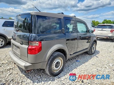 Trzecie zdjęcie samochodu z tyłu: 2003 HONDA ELEMENT EX VIN:5J6YH28503L037859 - miniatura