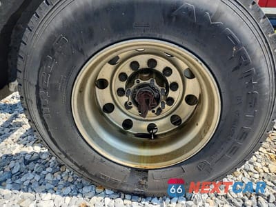Zdjęcie 13 z 13 samochodu: 2013 VOLVO VN VNL VIN:4V4N39EG4DN142369 - miniatura