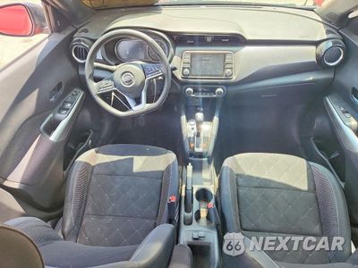 Zdjęcie 8 z 12 samochodu: 2020 NISSAN KICKS SV VIN:3N1CP5CVXLL503719 - miniatura