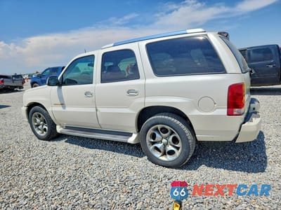 Drugie zdjęcie samochodu z przodu: 2002 CADILLAC ESCALADE LUXURY VIN:1GYEK63N82R297876 - miniatura