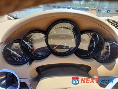 Zdjęcie 9 z 13 samochodu: 2013 PORSCHE CAYENNE VIN:WP1AF2A26DLA37880 - miniatura
