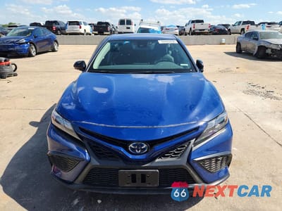 Piąte zdjęcie samochodu w środku: 2024 TOYOTA CAMRY HYBRID SE NIGHTSHADE VIN:4T1T31AK7RU061468 - miniatura