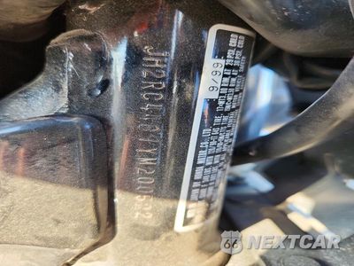 Zdjęcie 9 z 9 samochodu: 2000 HONDA VT750 CD2 VIN:JH2RC4469YM200522 - miniatura