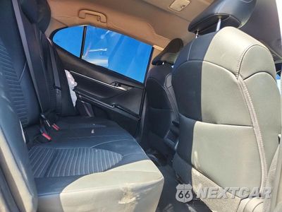 Zdjęcie 10 z 12 samochodu: 2018 TOYOTA CAMRY SE VIN:4T1B11HK1JU068783 - miniatura