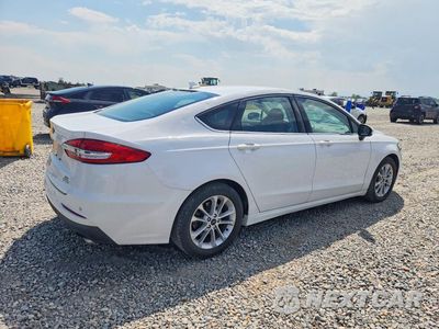 Trzecie zdjęcie samochodu z tyłu: 2020 FORD FUSION SE VIN:3FA6P0HD8LR148677 - miniatura