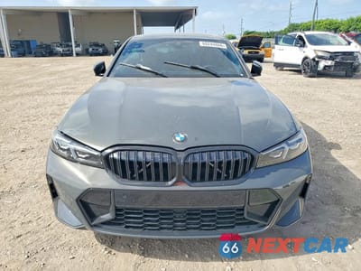 Piąte zdjęcie samochodu w środku: 2026 BMW 3ER 330I VIN:WBA13LA07TFW47649 - miniatura