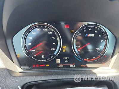 Zdjęcie 9 z 12 samochodu: 2018 BMW M2 VIN:WBS1J5C59JVD36851 - miniatura