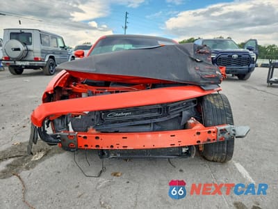 Piąte zdjęcie samochodu w środku: 2017 DODGE CHALLENGER R/T VIN:2C3CDZBT6HH509101 - miniatura
