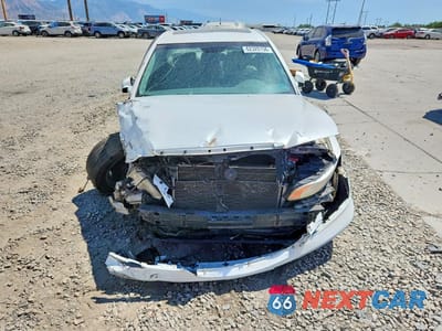 Piąte zdjęcie samochodu w środku: 2009 HYUNDAI AZERA GLS VIN:KMHFC46D39A349918 - miniatura