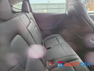 Zdjęcie 10 z 12 samochodu: 2022 TESLA MODEL Y VIN:7SAYGDEE6NA016352 - miniatura