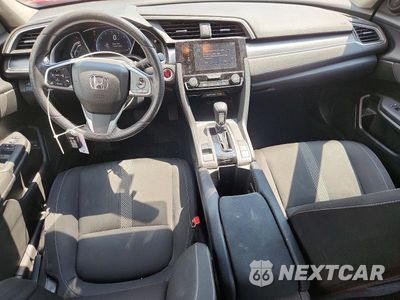 Zdjęcie 8 z 13 samochodu: 2018 HONDA CIVIC EX VIN:2HGFC2F72JH553958 - miniatura