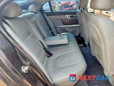 Zdjęcie 10 z 12 samochodu: 2015 JAGUAR XF 2.0T PREMIUM VIN:SAJWA0FS4FPU56181 - miniatura