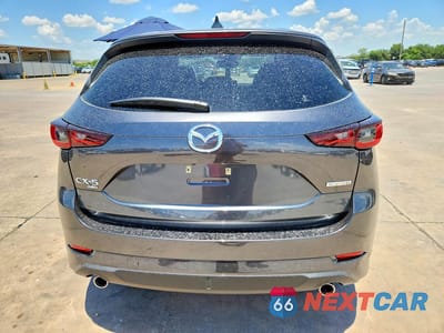 Zdjęcie 6 z 13 samochodu: 2025 MAZDA CX-5 PREFERRED/CARBON EDITION VIN:JM3KFBCM9S0785307 - miniatura