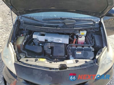 Zdjęcie 11 z 12 samochodu: 2015 TOYOTA PRIUS TWO VIN:JTDKN3DU4F1929703 - miniatura