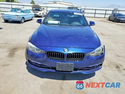 Piąte zdjęcie samochodu w środku: 2018 BMW 330 I VIN:WBA8B9G53JNU58359 - miniatura
