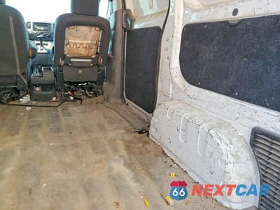 Zdjęcie 10 z 13 samochodu: 2015 NISSAN NV200 DELIVERY VAN VIN:3N6CM0KN4FK708616 - miniatura