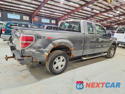 Trzecie zdjęcie samochodu z tyłu: 2010 FORD F150 SUPER CAB VIN:1FTEX1EW6AFD52647 - miniatura