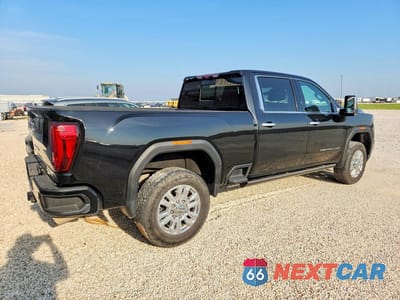 Trzecie zdjęcie samochodu z tyłu: 2023 GMC SIERRA K2500 DENALI VIN:1GT49RE70PF253926 - miniatura