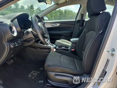Zdjęcie 7 z 12 samochodu: 2023 KIA FORTE LXS VIN:3KPF24AD9PE597518 - miniatura
