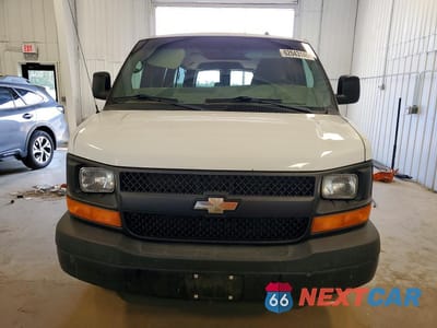 Piąte zdjęcie samochodu w środku: 2011 CHEVROLET EXPRESS G3500 LS VIN:1GNZGZHG9B1100871 - miniatura
