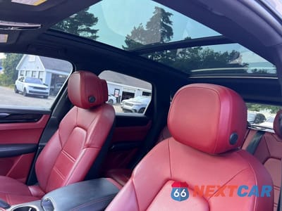 Zdjęcie 9 z 10 samochodu: 2020 PORSCHE CAYENNE VIN:WP1AA2AY2LDA09828 - miniatura