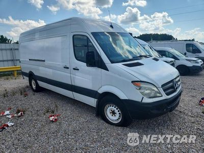 Czwarte zdjęcie samochodu z boku: 2011 MERCEDES-BENZ SPRINTER 2500 DELIVERY VAN VIN:WD3PE8CB9B5601483 - miniatura
