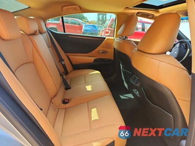 Zdjęcie 10 z 12 samochodu: 2025 LEXUS ES 350 BASE VIN:58ADZ1B13SU215424 - miniatura
