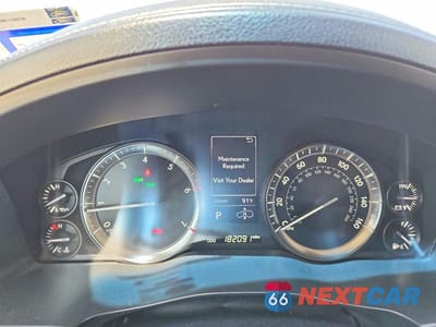 Zdjęcie 10 z 14 samochodu: 2020 LEXUS LX 570 VIN:JTJDY7AX4L4314484 - miniatura