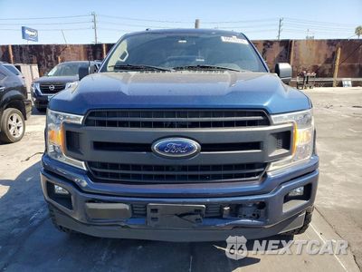 Piąte zdjęcie samochodu w środku: 2018 FORD F150 SUPER CAB VIN:1FTEX1CB2JKD34900 - miniatura
