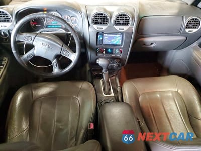 Zdjęcie 8 z 13 samochodu: 2004 GMC ENVOY XUV VIN:1GKET12S046180945 - miniatura