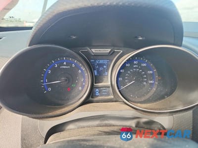 Zdjęcie 9 z 12 samochodu: 2015 HYUNDAI VELOSTER TURBO VIN:KMHTC6AE6FU240698 - miniatura