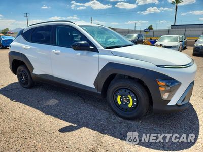 Czwarte zdjęcie samochodu z boku: 2026 HYUNDAI KONA SEL SPORT VIN:KM8HF3AB8TU462382 - miniatura