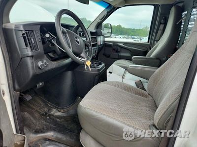 Zdjęcie 7 z 12 samochodu: 2010 GMC SAVANA G3500 VIN:1GT2GUBG7A1151192 - miniatura