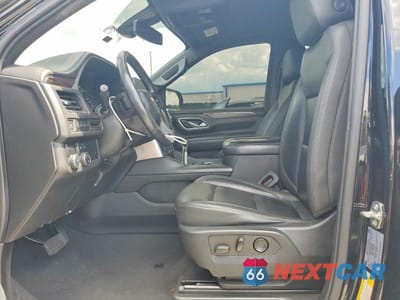 Zdjęcie 7 z 13 samochodu: 2021 CHEVROLET SUBURBAN C1500 LT VIN:1GNSCCKT5MR462331 - miniatura