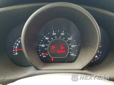 Zdjęcie 9 z 12 samochodu: 2019 KIA SOUL + VIN:KNDJP3A5XK7697781 - miniatura