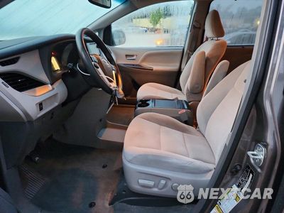 Zdjęcie 7 z 13 samochodu: 2016 TOYOTA SIENNA LE VIN:5TDKK3DCXGS734127 - miniatura