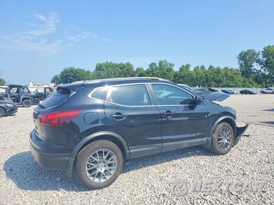 Trzecie zdjęcie samochodu z tyłu: 2017 NISSAN ROGUE SPORT SL VIN:JN1BJ1CR7HW108519 - miniatura