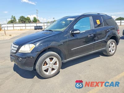 2007 MERCEDES-BENZ ML 500 4JGBB75E07A207844 - główne zdjęcie licytacji z USA - miniatura