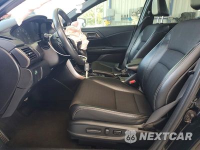 Zdjęcie 7 z 12 samochodu: 2016 HONDA ACCORD SPORT VIN:1HGCR2F57GA243621 - miniatura