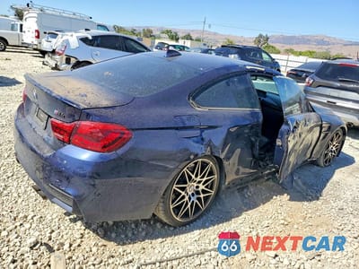 Trzecie zdjęcie samochodu z tyłu: 2016 BMW M4 VIN:WBS3R9C59GK336641 - miniatura