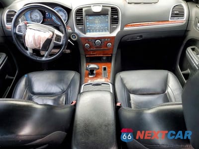 Zdjęcie 8 z 13 samochodu: 2012 CHRYSLER 300 LIMITED VIN:2C3CCACG3CH263378 - miniatura