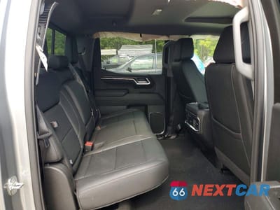 Zdjęcie 10 z 13 samochodu: 2026 GMC SIERRA K1500 SLT VIN:1GTUUDED7TZ194034 - miniatura