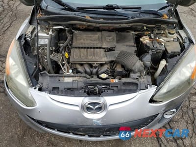 Zdjęcie 11 z 12 samochodu: 2011 MAZDA MAZDA2 VIN:JM1DE1HYXB0103352 - miniatura