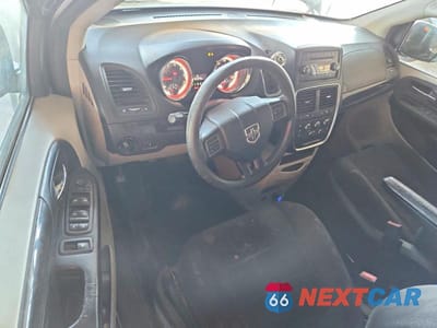 Zdjęcie 8 z 13 samochodu: 2013 DODGE GRAND CARAVAN SXT VIN:2C4RDGCG6DR522267 - miniatura