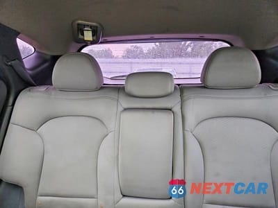 Zdjęcie 10 z 13 samochodu: 2011 HYUNDAI TUCSON GL VIN:KM8JT3AB5BU294628 - miniatura