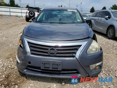 Piąte zdjęcie samochodu w środku: 2013 NISSAN ALTIMA 2.5 VIN:1N4AL3AP9DC127882 - miniatura