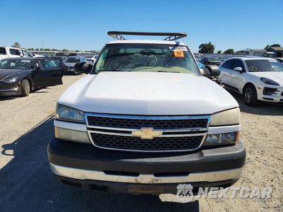 Piąte zdjęcie samochodu w środku: 2005 CHEVROLET SILVERADO C2500 HEAVY DUTY VIN:1GCHC23U45F897753 - miniatura