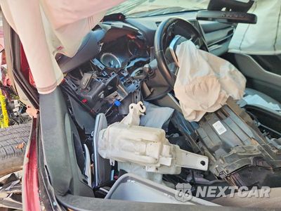 Zdjęcie 8 z 13 samochodu: 2020 TOYOTA HIGHLANDER HYBRID XLE VIN:5TDGARAH1LS500481 - miniatura